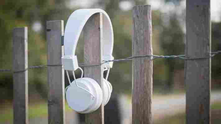 UrbanEars Plattan 2 BT Review: Minimalist Bluetooth headphones with clear, balanced sound